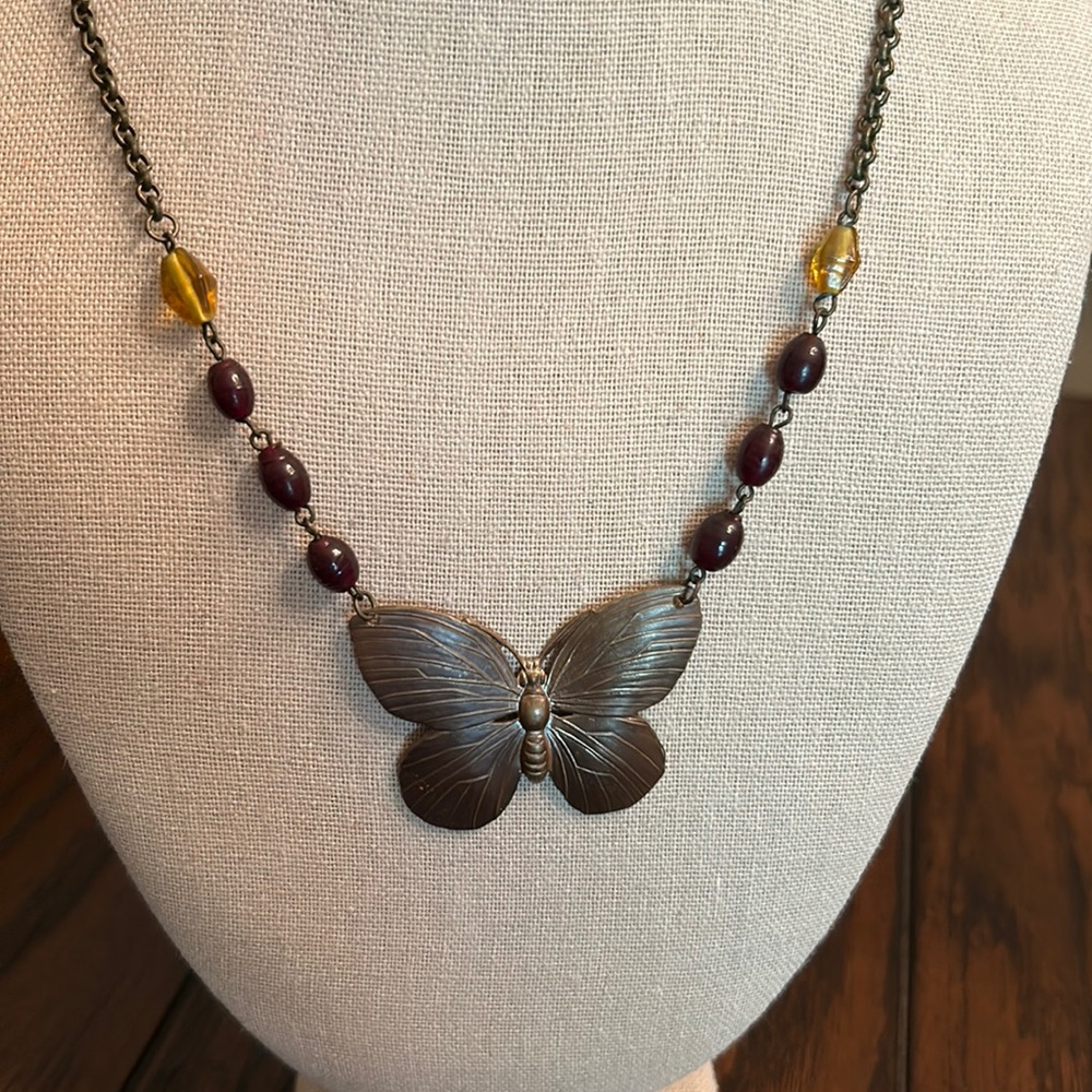 Bronze Butterfly Nevklace